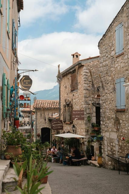 Grasse, Gourdon and Local Wine Tasting - Saint-Paul De Vence: Artistic Heritage and Culture