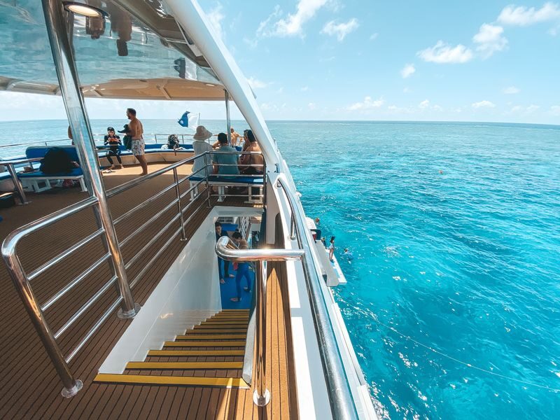 Great Barrier Reef Full Day Snorkel or Dive Tour from Cairns - First stop: get comfortable in the water