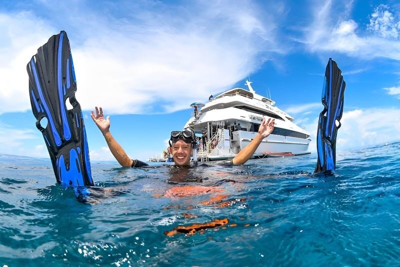 Great Barrier Reef Snorkel, Dive & Helicopter Full Day Tour - Second stop: snorkel, relax or take to the air
