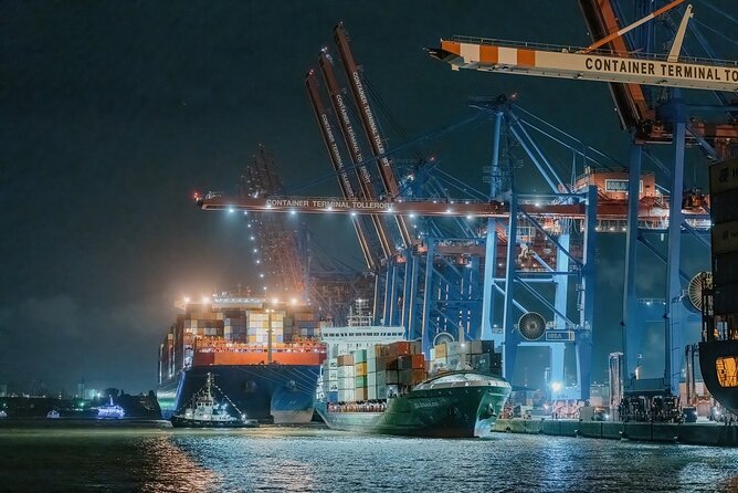 Great Light Trip 90 Minutes in the Port of Hamburg - Common Questions (Faqs) About the Light Trip