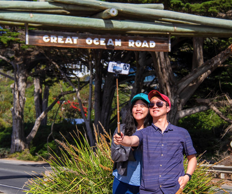 Great Ocean Road and 12 Apostles Day Tour by Go West Tours - Koala spotting and lunch in Apollo Bay