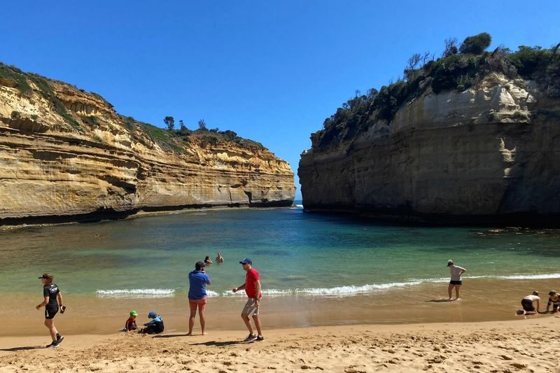 Great Ocean Road Escape with Forest Trails & Ocean Views Guided Tour - A guide can make the long drive feel shorter