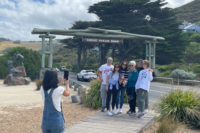 Great Ocean Road to Lorne Beaches & Waterfall Melbourne Day Tour - Explore Lorne Beaches