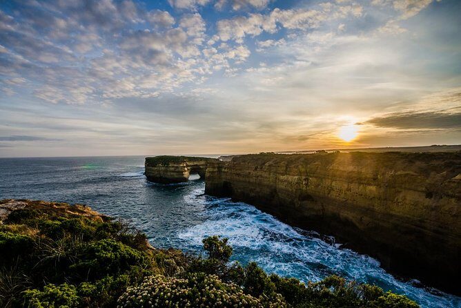 Great Ocean Road Tour with Instagram Sunset views of 12 Apostles - FAQ