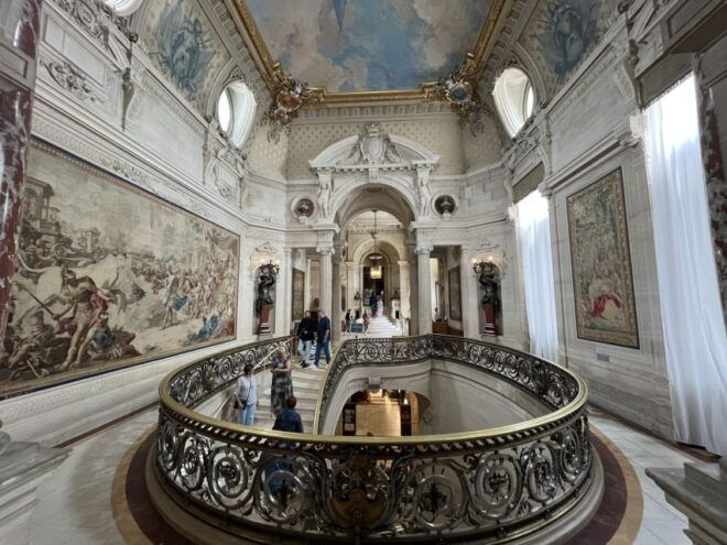 Great Stables of Prince De Conde & Palace Chantilly - Explore the Living Museum of the Horse