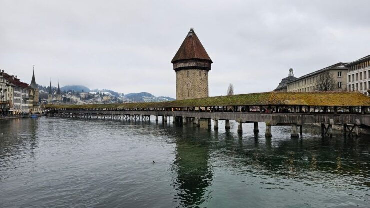 Great Walk Through Lucerne With Places of Interest - Old Town Shopping Street Exploration