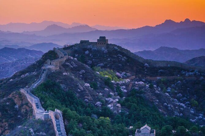 Great Wall Double Thrill Gubeikou Trek & Jinshanling Sunset Tour - Exploring the Itinerary in Detail