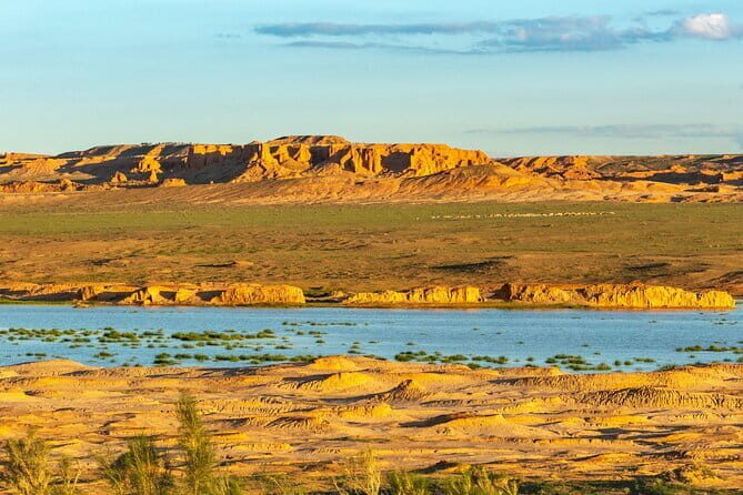 Greate White Lake and Gobi desert - An In-Depth Look at the Mongolia Adventure