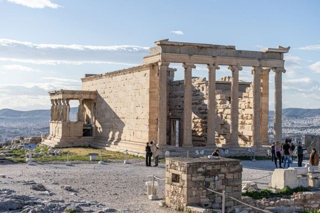 Greece: Athens & Corinth Private Christian History Tour - Iconic Landmarks: Acropolis and Propylaea