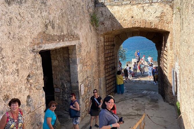 Greece Deluxe Tour, Including Athens, Santorini, Crete - Discovering the Wonders of Crete