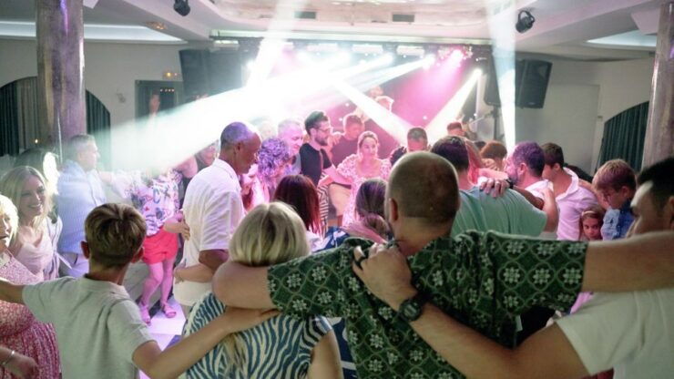 Greek Night Show Dimitris Restaurant - Event Overview