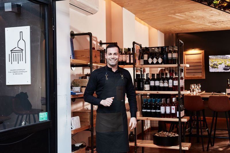 Greek wine tasting in Athens - Starting at Tournavitou 9, in the Acropolis area