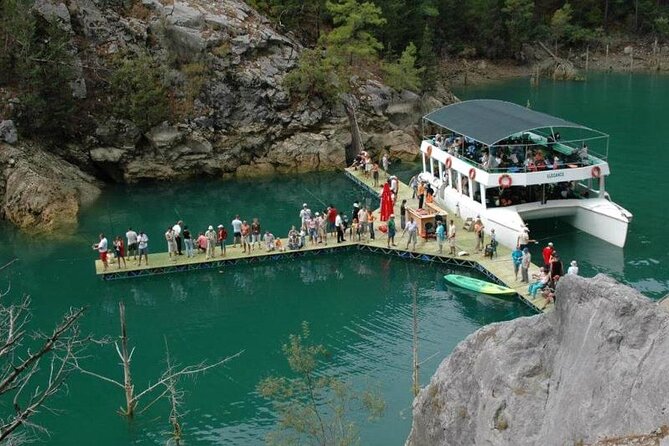 Green Canyon Boat Trip With Lunch and Unlimited Drinks - Location and Reviews
