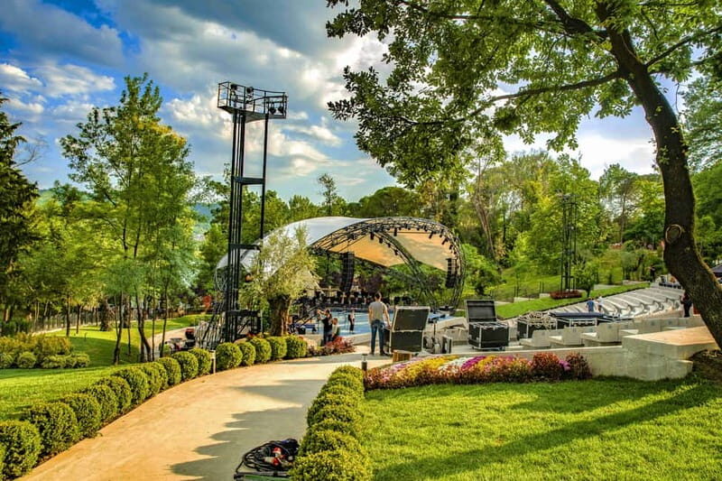 Green Landscapes and Parks of Tirana - Walking Tour - Practicalities and Considerations