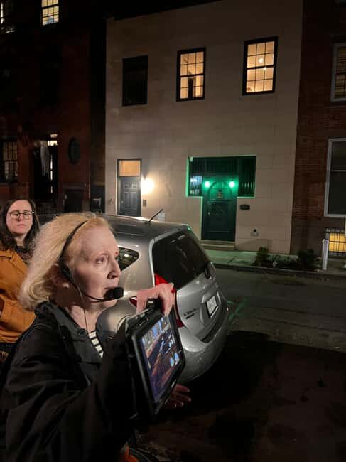 Greenwich Village: Ghosts & Haunted Washington Square Park - The Starting Point: A Classic NYC Corner