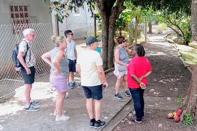 Grenada Private Photo Tour With Photographer Guide - Attire Requirements