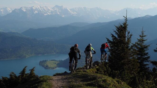 GRENOBLE : Electric Mountain Bike Rental - Full Description