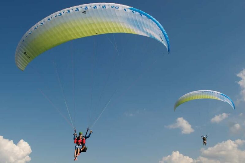 Grenoble: First flight in paragliding. - The Experience Provider: Air2ailes