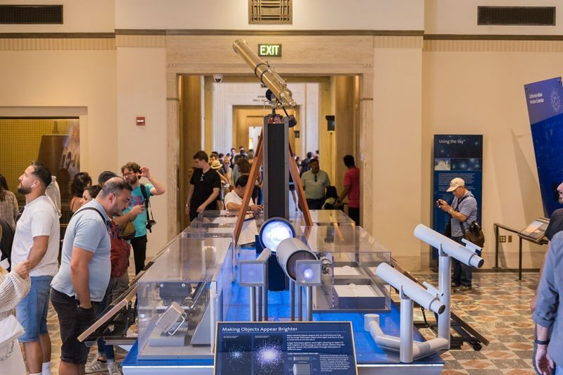 Griffith Observatory Insider Tour - The Planetarium Show