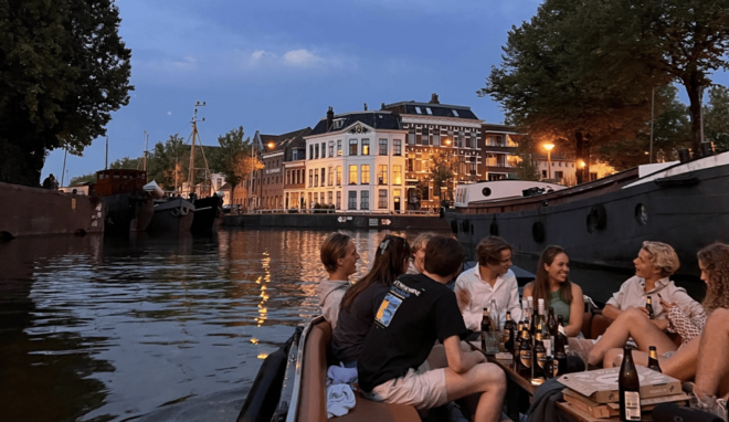 Groningen: City Canal Cruise With Unlimited Drinks - Customization Options Available