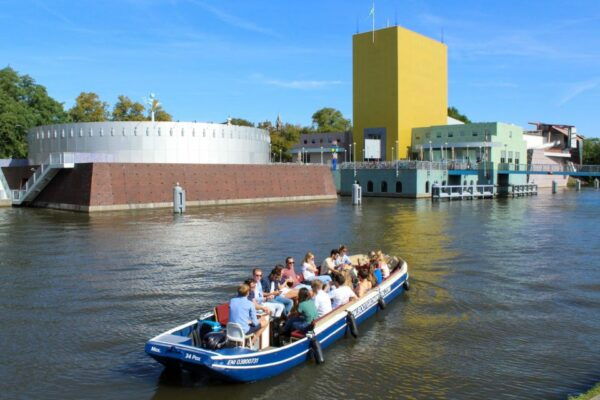 Groningen: Open Boat City Canal Cruise - Value for Money
