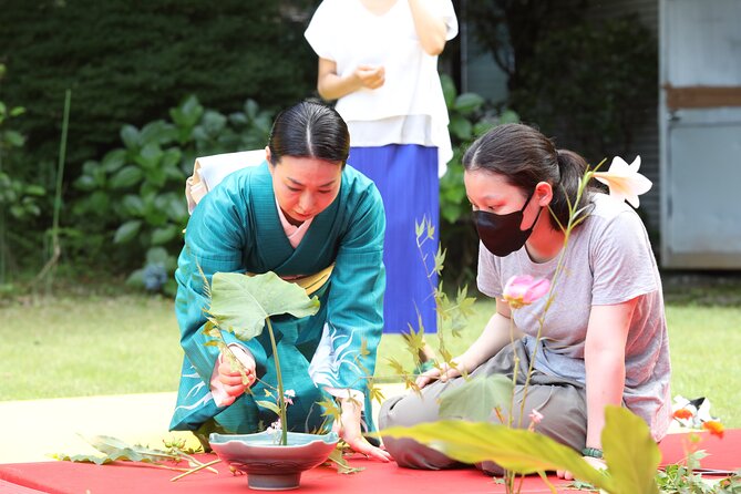 Group Charter Japanese Traditional Flower Arrangement in Tokyo - Price and Reservation