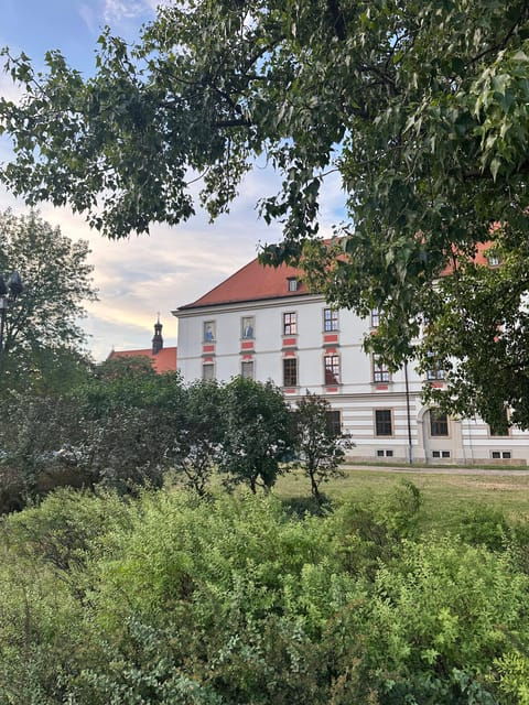 Group city tour (walking tour) through Wroclaw in German - Cathedral Island and the Wroclaw Cathedral