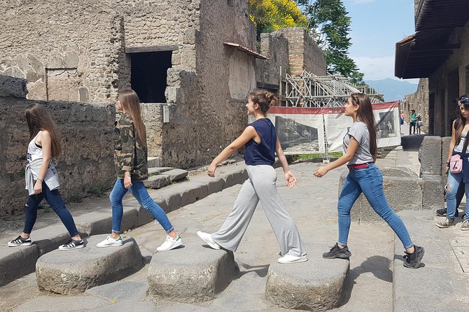 Group Guided Tour of the Pompeii Excavations - Directions