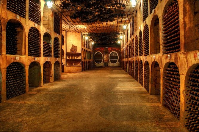 GROUP- Milestii Mici Winery, Transnistria and Bender Fortress - Meeting and Pickup