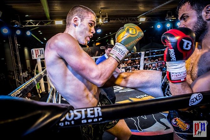 Group Muay Thai Lesson - Group Practice for Skill Improvement