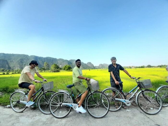 Group or Private Tour Hoa Lu Trang an Mua Cave W Boat - Frequently Asked Questions