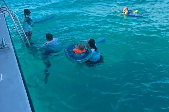 Group Snorkel & Sandbar From Hawks Cay - Operator