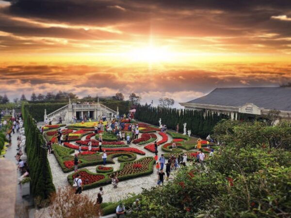 Group Tour: Ba Na Hills & Golden Bridge - Reviews and Testimonials