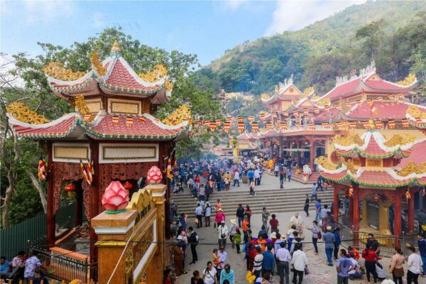 Group Tour Black Virgin Mountain - Cao Dai Temple - Cu Chi - Customer Feedback and Ratings