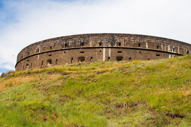 Group Tour: Gyumri (Urban Life Museum, Black Fortress, Old Town), Harichavank - Additional Information