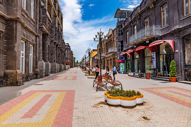 Group Tour: Gyumri (Urban Life Museum, Black Fortress, Old Town), Harichavank - Urban Life Museum
