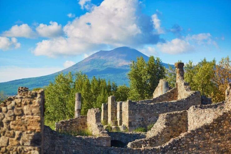Group Tour: Naples and Pompei in One Day! - Tour Details