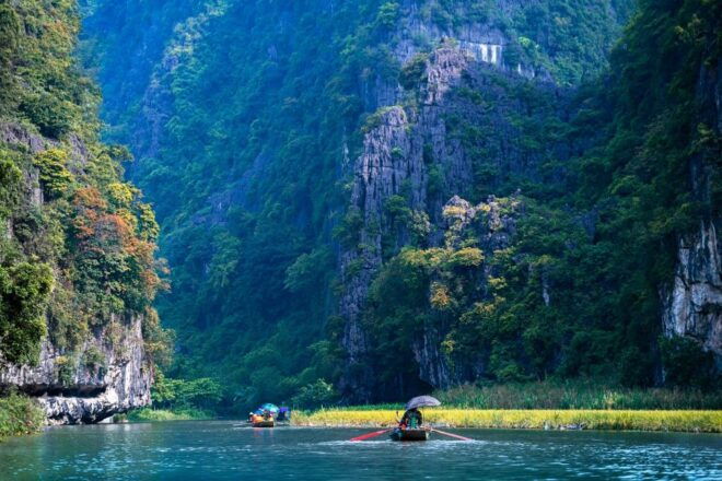 Group Tour: Ninh Binh - Hoa Lu - Tam Coc/Trang An - Tour Experience