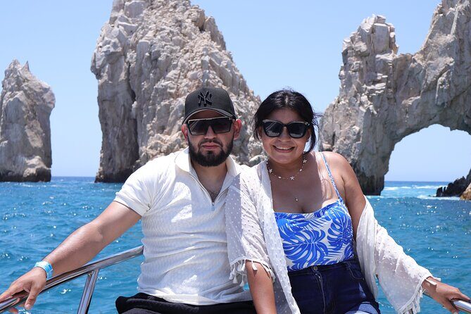Group tour of the Cabo San Lucas Arch - FAQ: Your Questions Answered
