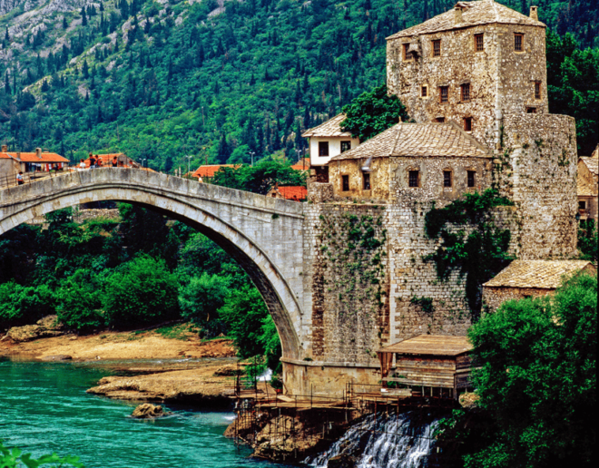 Group Tour to Mostar and Kravice From Dubrovnik - Included Amenities