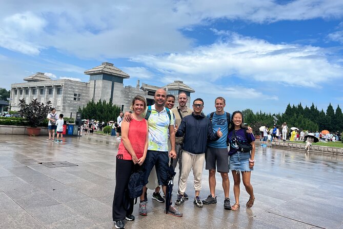 Group Tour to the Terra-cotta Warriors Museum & Lunch - Itinerary Details