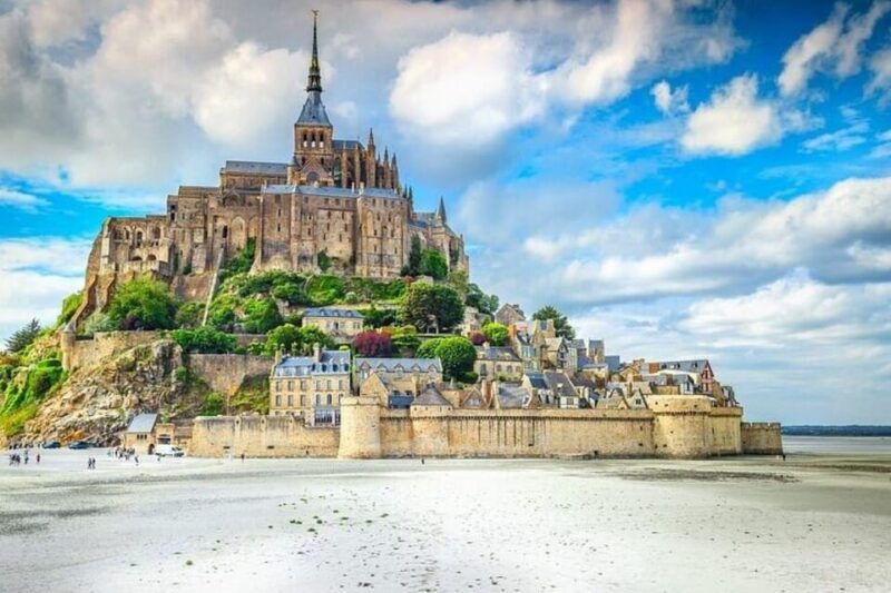 Group Visit to Mont Saint-Michel: A Shared Historic Journey - Convenience of Transportation and Accessibility