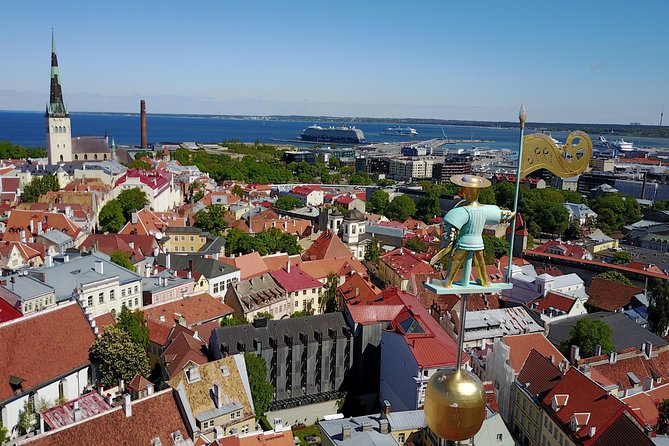 Group Walking Tour in Tallinn Old Town - What To Expect