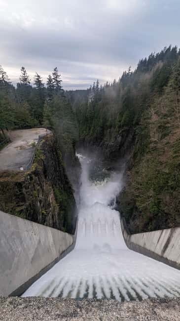 Grouse Mnt+StanleyPark+Hatchery+Cleveland Dam+LynnCanyonTOUR - FAQs