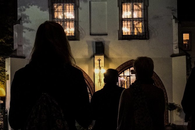 Gruseltour Berlin Haunted Ghost Walk 90-Minute at Berlin Mitte City Center - Overview and Details