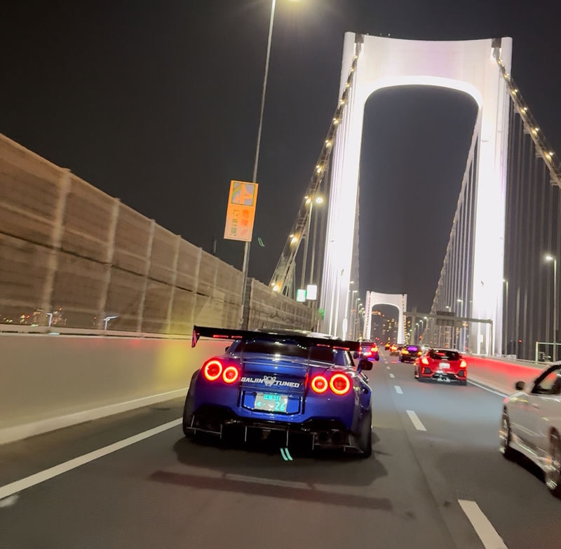 GT-R35 Widebody 800HP & Car Meet | Tokyo JDM Car Club Experience - The ride: a GT-R, Tokyo at night, and real traffic