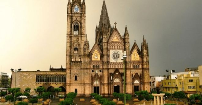 Guadalajara : Highlights Walking Tour With A Guide - Starting Location and Main Stops