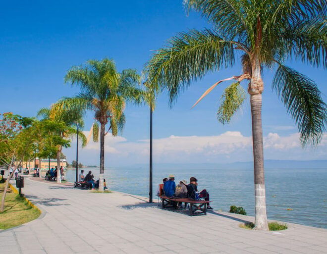 Guadalajara: Lake Chapala and Ajijic Day Trip With Boat Trip - What to Expect