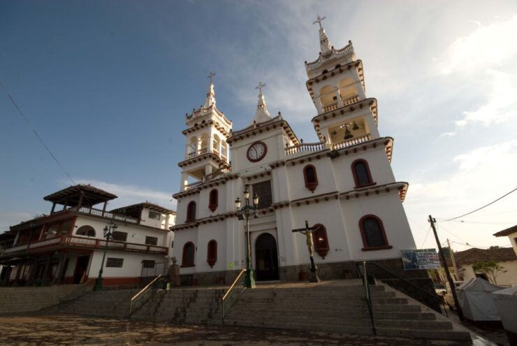 Guadalajara: Mazamitla Tour and Mundo Aventura With Safari - Experience Highlights