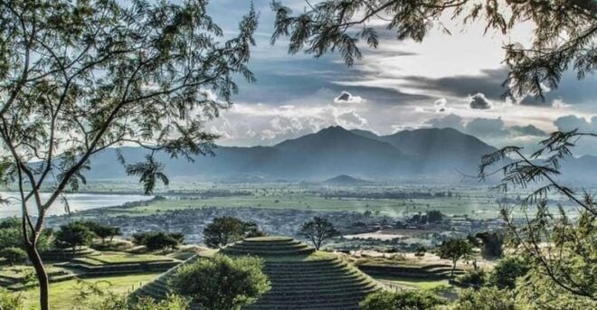 Guadalajara: Tequila and Guachimontes Tour - Historical Sites in Tequila